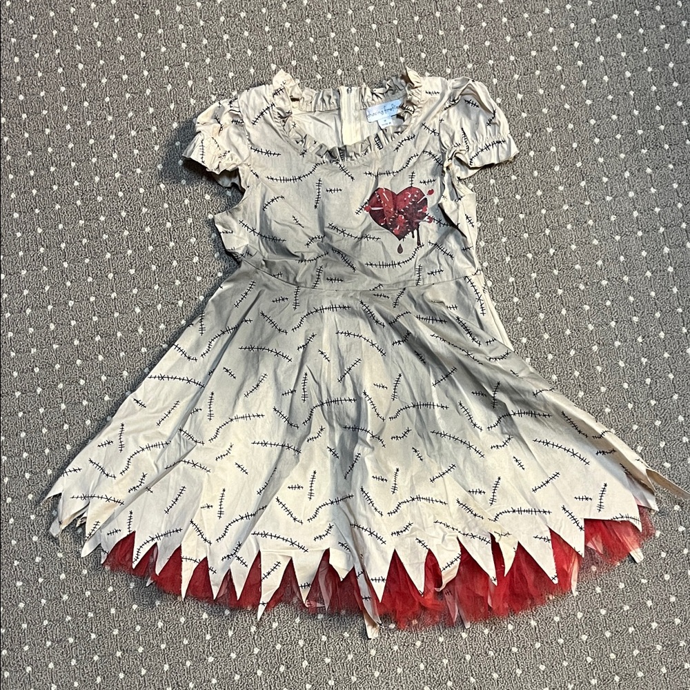 Kids Chasing Fireflies costume | size 12
